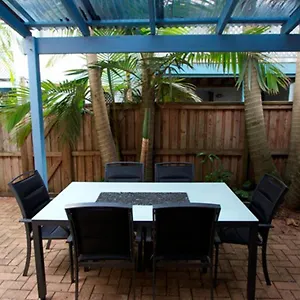 https://belongil-beach-apartment.hotelsbyronbayaustralia.com