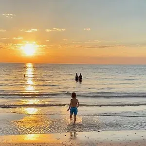 https://atlantic-west-beach-apartments.adelaidehotels-au.com