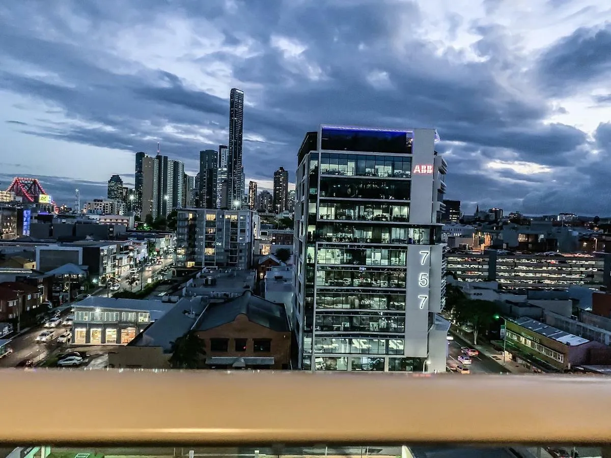 Aparthotel M&A Apartments Brisbane